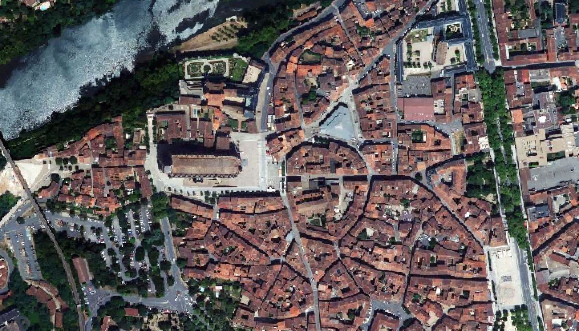 Le Tarn vu d’en haut : un cheminement historico-géographique par la photo aérienne