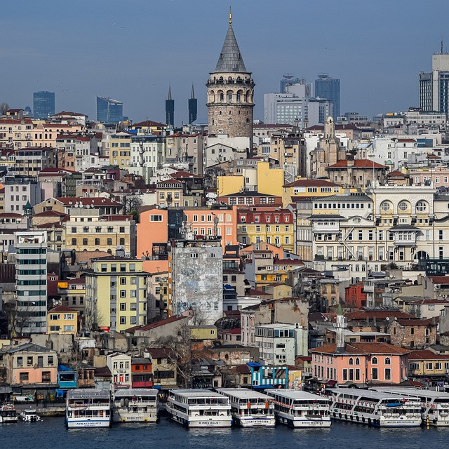 Byzance/Constantinople/Istanbul, une ville-pont entre deux mondes